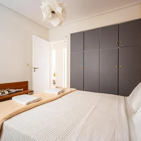 Group&family Luxury Apartment Athens